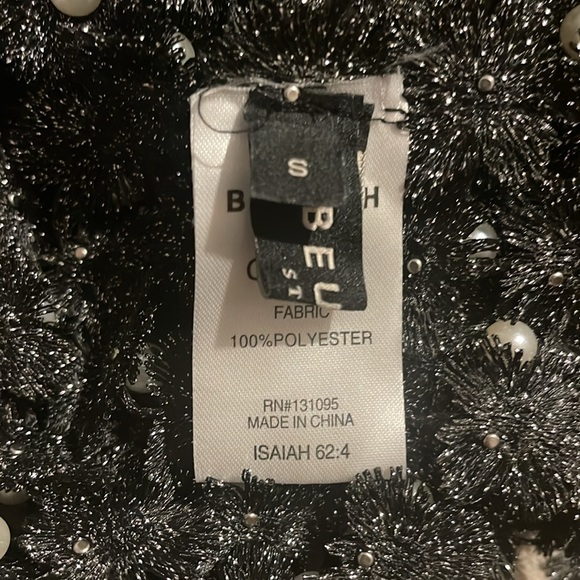 BEULAH Style black pearl flower top - Picture 9 of 10